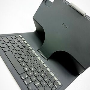 ZAGG Messenger Folio 2 iPad Keyboard Case w/ Stand for iPad 10.9” 10th Gen & 11”